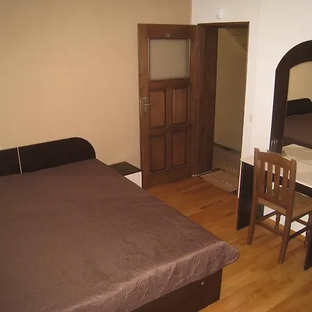 Gasthuis Slaveykova Kashta Nedelino